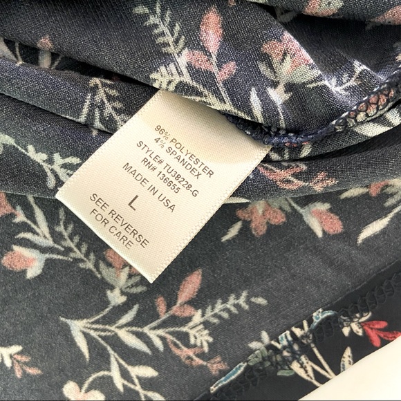 Beacon Stitch Fix Ramsy Cold shoulder Knit Top size Large - Picture 6 of 6